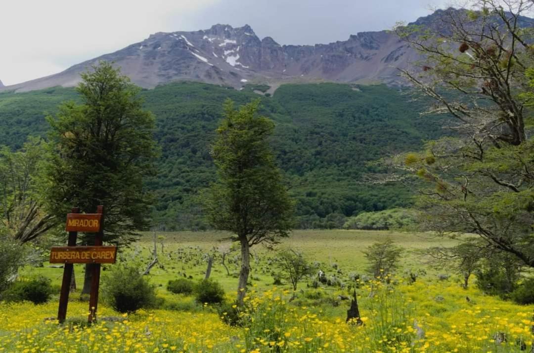 Cabanas Santa Montana 우수아이아 외부 사진